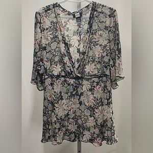 Studio 1940 Sheer Floral Deep V Neck Lightweight Black/White/Red Blouse sz 22/24